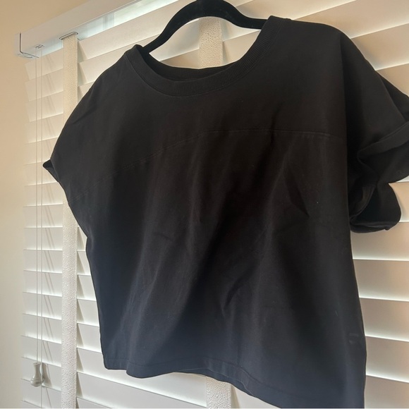 Offline by Aerie Muscle T-Shirt Black Cropped Top Large - Picture 2 of 7